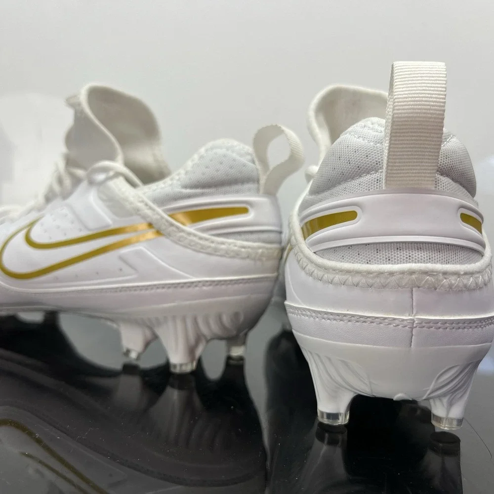 Nike Huarache 9 LAX SAMPLE White Gold Lacrosse Cleats FD0090-100 Men Size 8